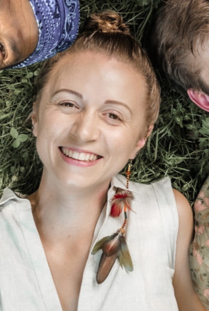 Sarah – Begleitung und Musik bei Herzraum Retreats